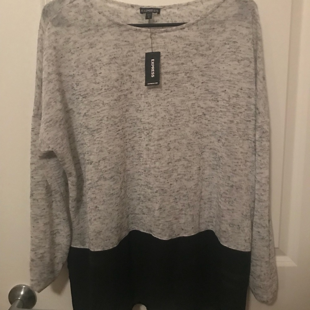 Express color block comfy top